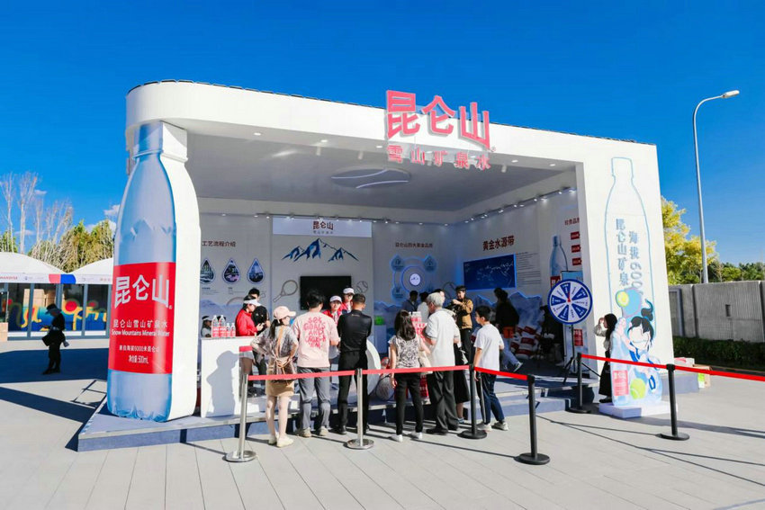 [天下足球]豪门恩怨：皇家马德里VS马德里竞技.