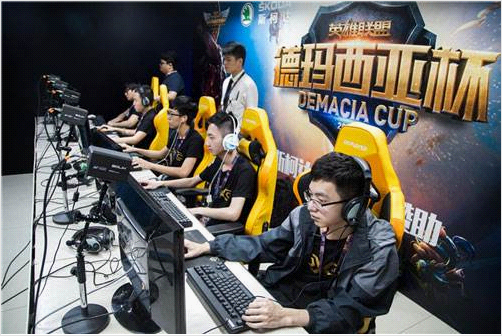 三线纵深被 三线纵深被